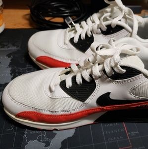 Pre owned Nike Air Max 90